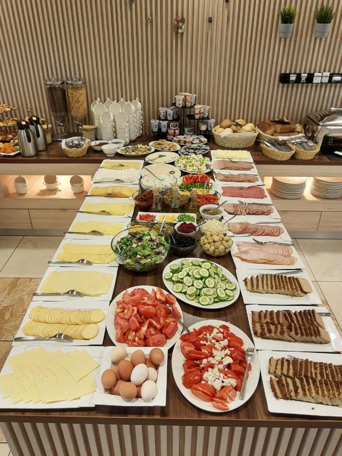 Hotel Sanvit Lake Resort & Spa 오쿠닌카 외부 사진
