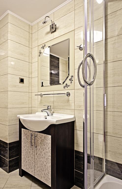 Hotel Sanvit Lake Resort & Spa 오쿠닌카 객실 사진