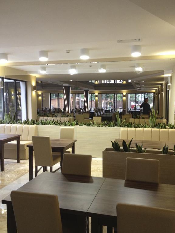 Hotel Sanvit Lake Resort & Spa 오쿠닌카 외부 사진