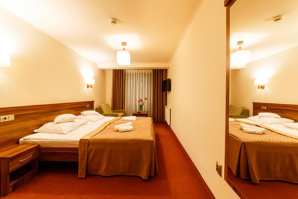Hotel Sanvit Lake Resort & Spa 오쿠닌카 외부 사진