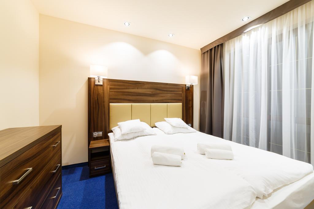 Hotel Sanvit Lake Resort & Spa 오쿠닌카 외부 사진